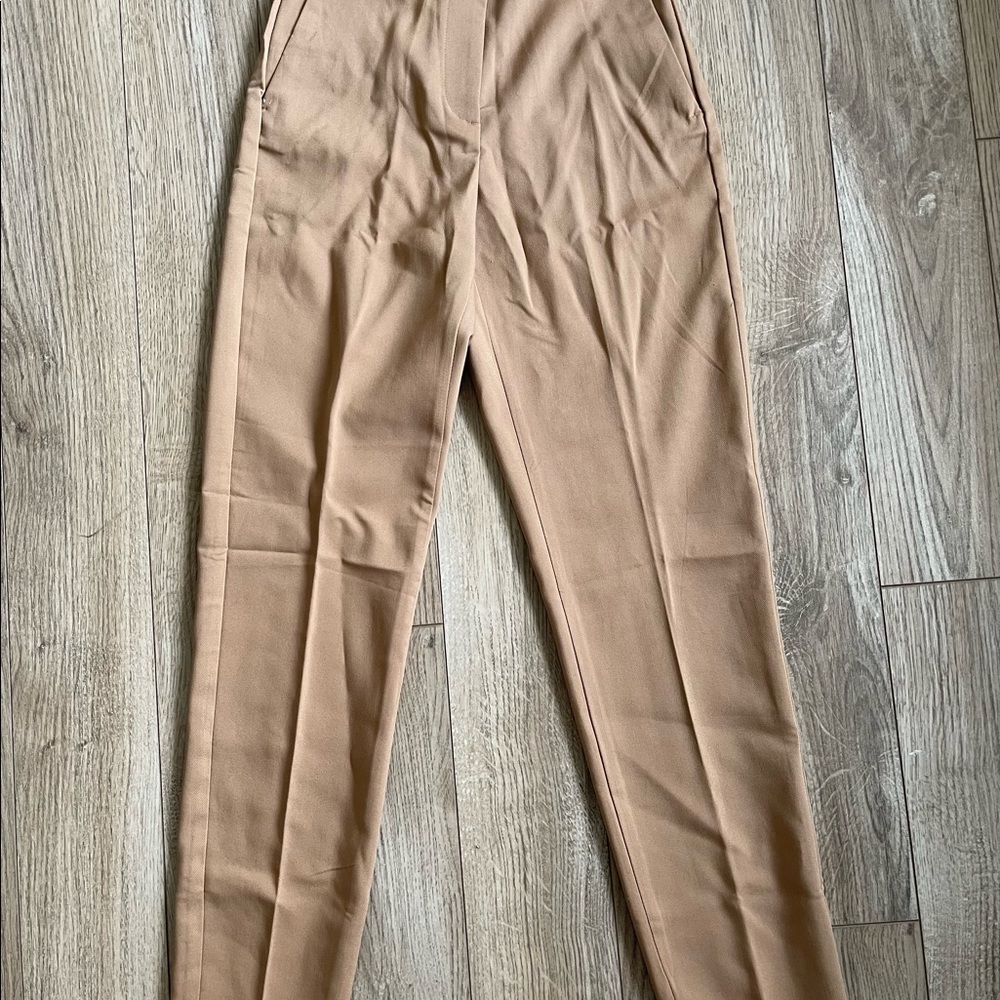 Women’s H&M Tapered Slacks Woven Stretch Fabric Size 2 NWT - Picture 5 of 8